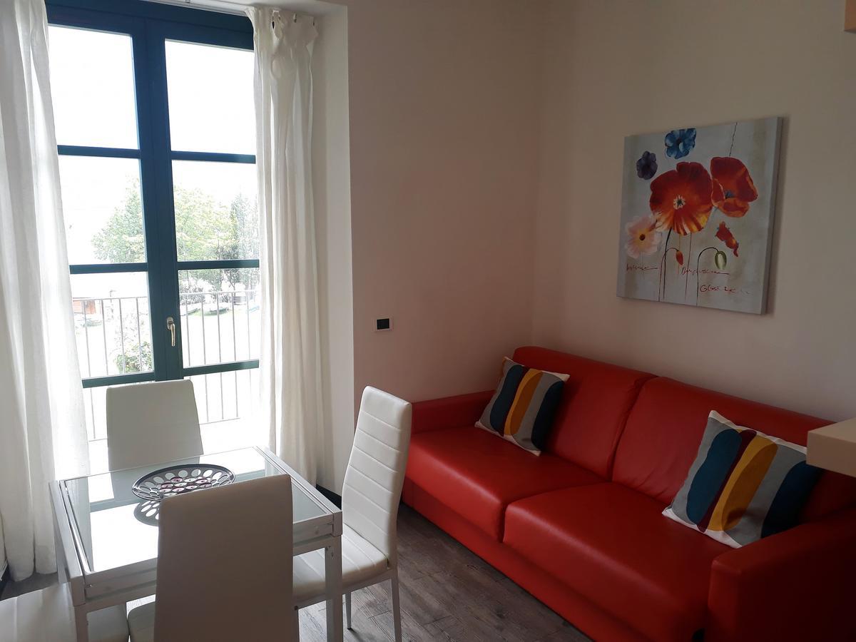 Campione Giulia Exclusive Lakefront Apartment By Gardadomusmea Campione del Garda Eksteriør bilde